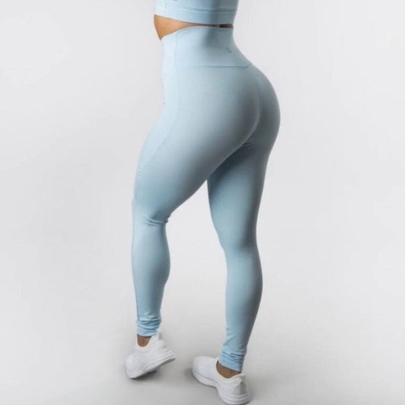 Limited Edition Buffbunny Collection Posh Leggings - Picture 2 of 2